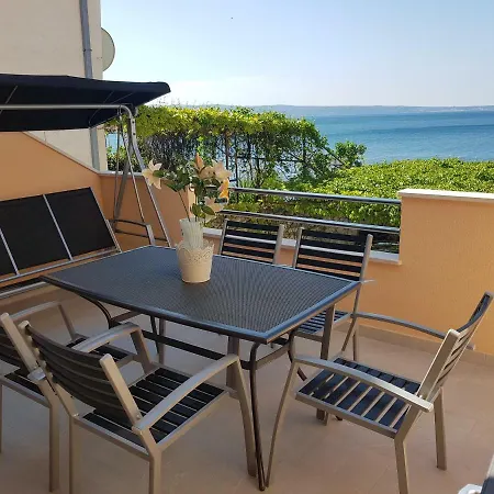 Draga Apartmant * Podstrana