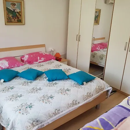 Apartamento Draga Apartmant