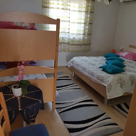Draga Apartmant * Podstrana